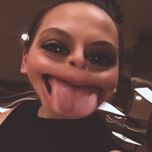 Meet your Posher, Molly - Picture 1 of 1